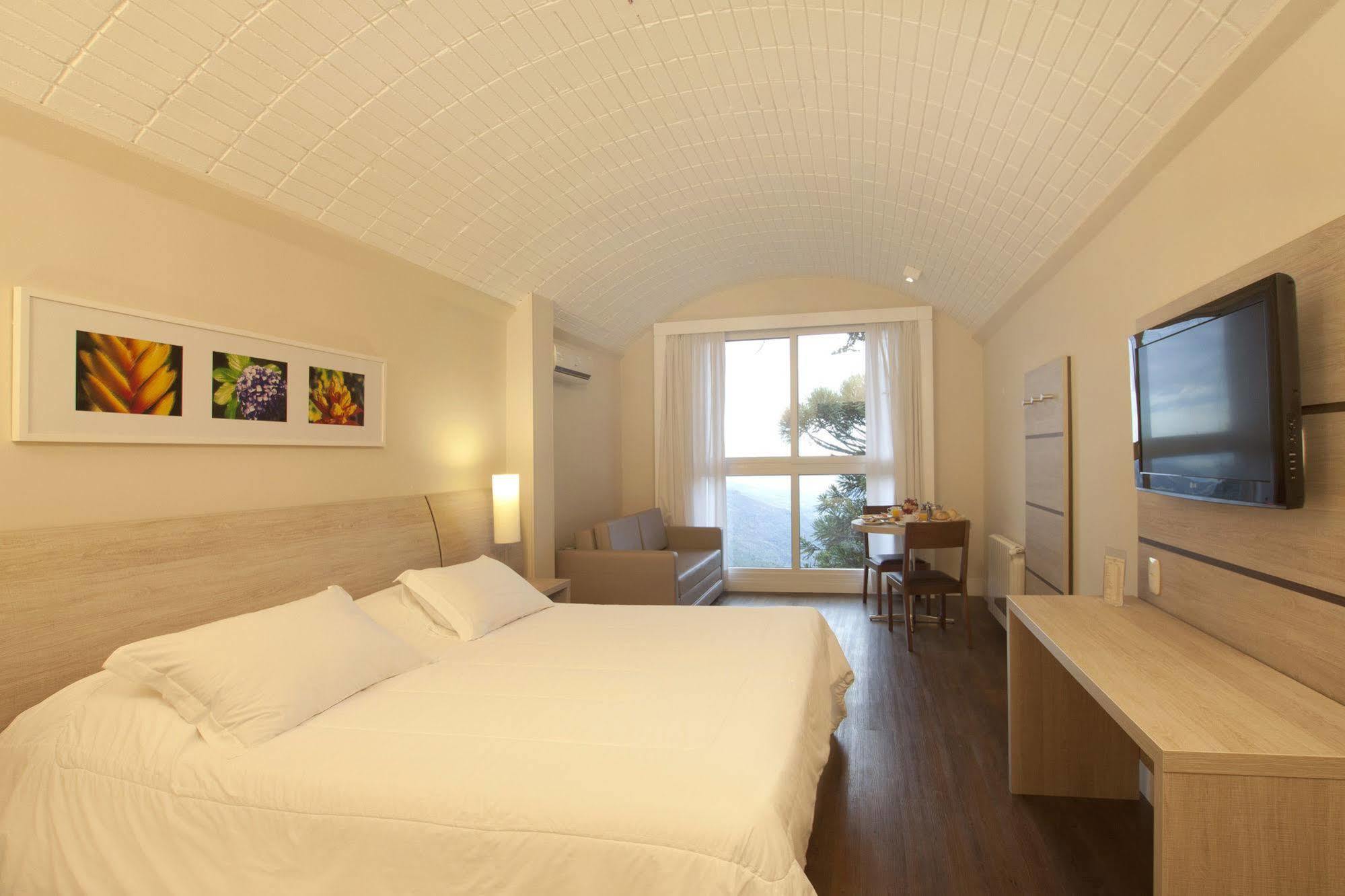 Laje De Pedra Hotel & Resort Канела Екстериор снимка